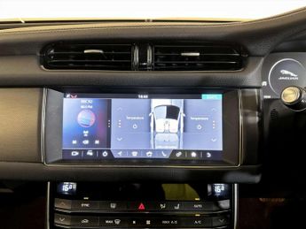 Jaguar XF 2.0d Chequered Flag Sportbrake 5dr Diesel Auto Euro 6 (s/s) (180