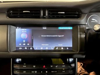 Jaguar XF 2.0d Chequered Flag Sportbrake 5dr Diesel Auto Euro 6 (s/s) (180