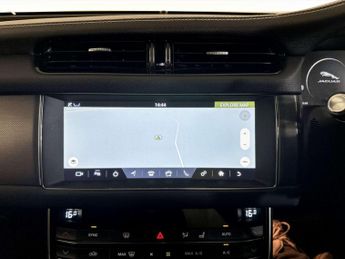 Jaguar XF 2.0d Chequered Flag Sportbrake 5dr Diesel Auto Euro 6 (s/s) (180