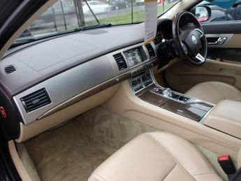 Jaguar XF 3.0d V6 Premium Luxury Auto Euro 5 (s/s) 4dr