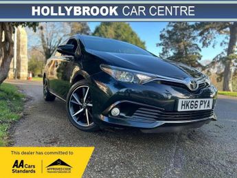 Toyota Auris 1.2 VVT-i Design Euro 6 (s/s) 5dr (Safety Sense)