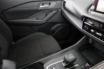 Nissan Qashqai 1.3 DIG-T MHEV Acenta Premium XTRON Euro 6 (s/s) 5dr