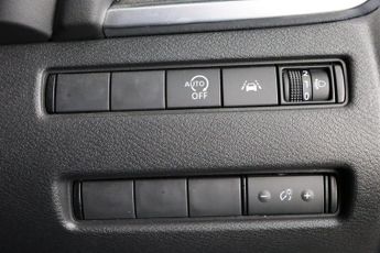 Nissan Qashqai 1.3 DIG-T MHEV Acenta Premium XTRON Euro 6 (s/s) 5dr