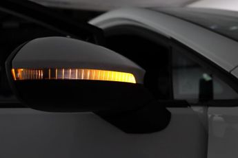 Volkswagen Golf 1.4 TSI 13kWh GTE DSG Euro 6 (s/s) 5dr