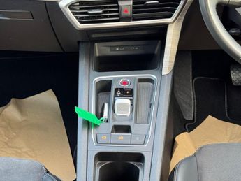 SEAT Leon 1.4 eHybrid 12.8kWh XCELLENCE DSG Euro 6 (s/s) 5dr