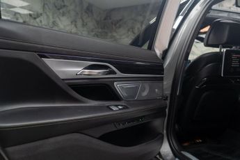 BMW 7 Series 6.6 M760L V12 GPF Auto xDrive Euro 6 4dr