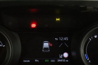 Toyota Yaris 1.5 VVT-h Design E-CVT Euro 6 (s/s) 5dr