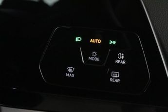 Volkswagen Golf 1.5 TSI Life Euro 6 (s/s) 5dr