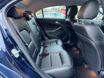 Mercedes-Benz A Class 1.5 A180d Sport 7G-DCT Euro 6 (s/s) 5dr