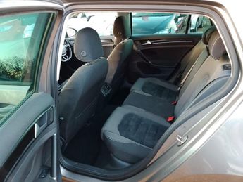 Volkswagen Golf 2.0 TDI BlueMotion Tech GT DSG Euro 6 (s/s) 5dr