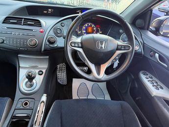 Honda Civic 1.8 i-VTEC ES i-Shift 5dr