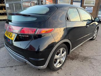 Honda Civic 1.8 i-VTEC ES i-Shift 5dr
