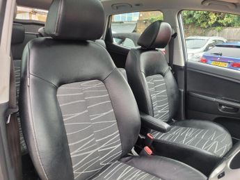 Kia Venga 1.6 3 Auto Euro 5 5dr (Sat Nav)