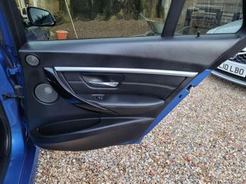 BMW 3 Series 2.0 320i M Sport Shadow Edition Touring Auto Euro 6 (s/s) 5dr