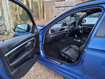 BMW 3 Series 2.0 320i M Sport Shadow Edition Touring Auto Euro 6 (s/s) 5dr