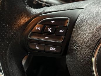 MG MG ZS 44.5kWh Excite Auto 5dr