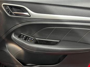 MG MG ZS 44.5kWh Excite Auto 5dr