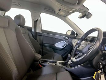 Audi Q3 1.5 TFSI CoD 35 Sport SUV 5dr Petrol S Tronic Euro 6 (s/s) (150 