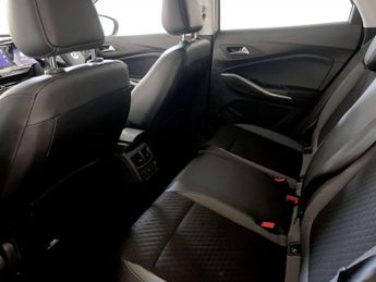 Vauxhall Grandland 1.2 Turbo SRi SUV 5dr Petrol Manual Euro 6 (s/s) (130 ps)