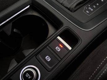 Audi Q3 1.5 TFSI CoD 35 S line S Tronic Euro 6 (s/s) 5dr