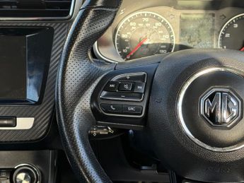 MG MG ZS 1.0 T-GDI Exclusive Auto Euro 6 5dr