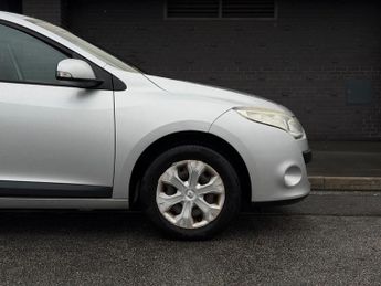 Renault Megane 1.6 16V Extreme Euro 4 5dr