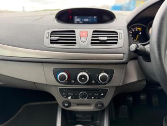 Renault Megane 1.6 16V Extreme Euro 4 5dr