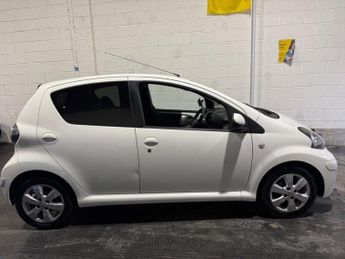Toyota AYGO 1.0 VVT-i Go Euro 5 5dr