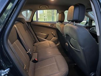 Vauxhall Astra 1.6 16v SRi Auto Euro 5 5dr