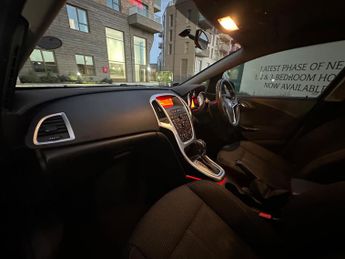 Vauxhall Astra 1.6 16v SRi Auto Euro 5 5dr