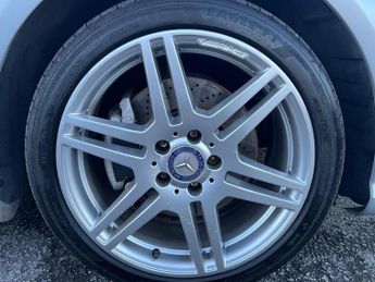 Mercedes-Benz E Class 2.1 E250 CDI BlueEfficiency Sport Cabriolet Tiptronic Euro 5 2dr
