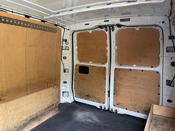 Mercedes-Benz eVito 116 e 66kWh Progressive Auto FWD L2 6dr (LWB)