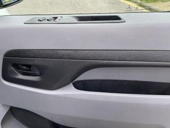 Vauxhall Vivaro Electric 3100 50kWh Dynamic Auto L1 H1 5dr