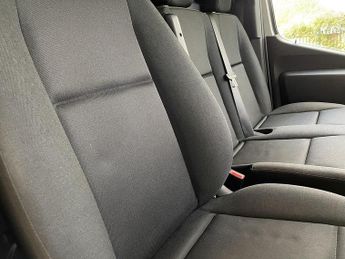 Mercedes-Benz eSprinter 55kWh Progressive Auto FWD L2 H2 5dr 20kW Charger