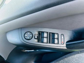 Citroen C4 Picasso 1.6 e-HDi VTR+ MPV 5dr Diesel ETG6 Euro 5 (s/s) (90 ps)