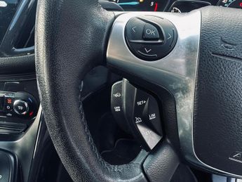 Ford Kuga 2.0 TDCi Titanium SUV 5dr Diesel Powershift AWD Euro 5 (163 ps)