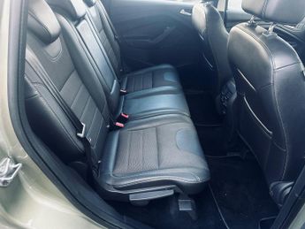 Ford Kuga 2.0 TDCi Titanium SUV 5dr Diesel Powershift AWD Euro 5 (163 ps)