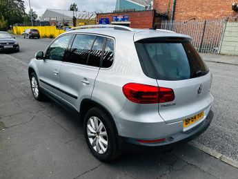 Volkswagen Tiguan 2.0 TDI BlueMotion Tech Match SUV 5dr Diesel DSG 4WD Euro 5 (s/s
