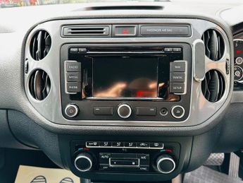 Volkswagen Tiguan 2.0 TDI BlueMotion Tech Match SUV 5dr Diesel DSG 4WD Euro 5 (s/s