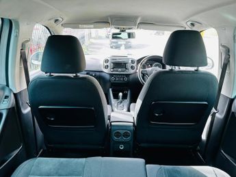 Volkswagen Tiguan 2.0 TDI BlueMotion Tech Match SUV 5dr Diesel DSG 4WD Euro 5 (s/s