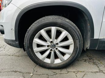 Volkswagen Tiguan 2.0 TDI BlueMotion Tech Match SUV 5dr Diesel DSG 4WD Euro 5 (s/s