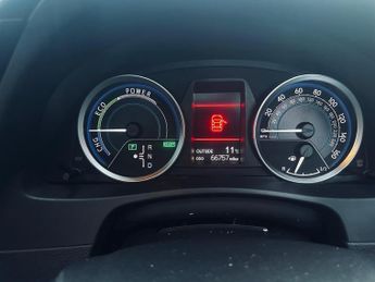 Toyota Auris 1.8 VVT-h Icon Plus Hatchback 5dr Petrol Hybrid CVT Euro 5 (s/s)