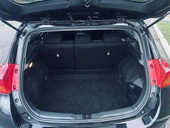 Toyota Auris 1.8 VVT-h Icon Plus Hatchback 5dr Petrol Hybrid CVT Euro 5 (s/s)