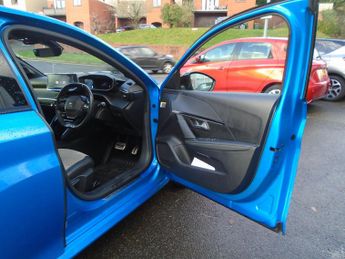 Peugeot E-208 50kWh GT Auto 5dr