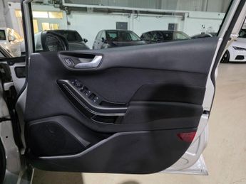 Ford Fiesta 1.0T EcoBoost MHEV Titanium DCT Euro 6 (s/s) 5dr