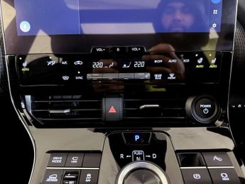 Subaru Solterra 71.4kWh Touring SUV 5dr Electric Auto AWD (218 ps)