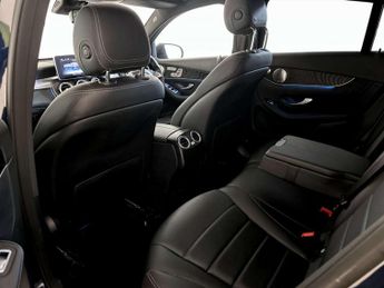 Mercedes-Benz GLC 2.1 GLC250d AMG Line (Premium Plus) Coupe 5dr Diesel G-Tronic+ 4