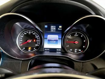 Mercedes-Benz GLC 2.1 GLC250d AMG Line (Premium Plus) Coupe 5dr Diesel G-Tronic+ 4