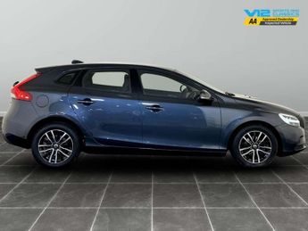 Volvo V40 2.0 D2 Momentum Hatchback 5dr Diesel Manual Euro 6 (s/s) (120 ps