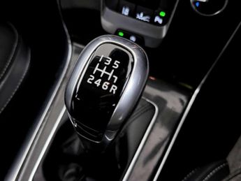 Volvo V40 2.0 D2 Momentum Hatchback 5dr Diesel Manual Euro 6 (s/s) (120 ps